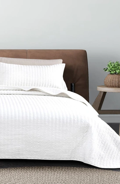 Woven & Weft Channel Stitch Quilt Set In White