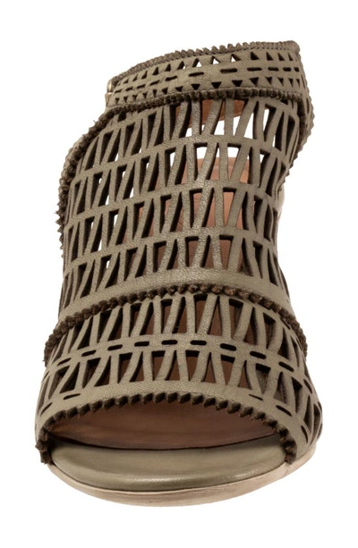 Bueno Candice Sandal In Sage