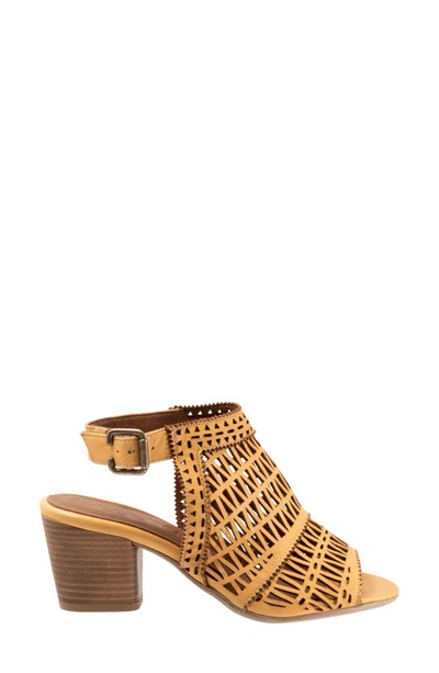 Bueno Candice Sandal In Mustard