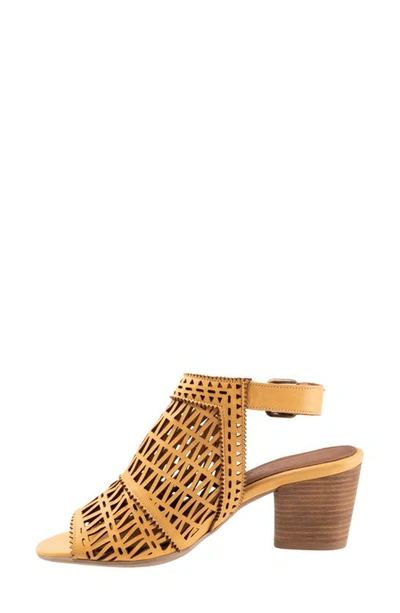 Bueno Candice Sandal In Mustard