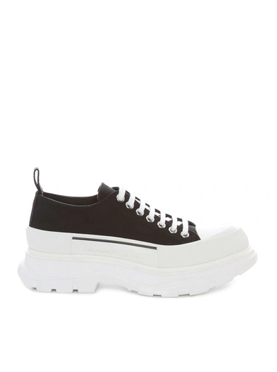 Shop Alexander Mcqueen Men`s Tread Slick Lace Up In Black/white