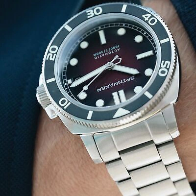 Pre-owned Spinnaker Hull Diver Automatic Ombre Red Watch - Brand