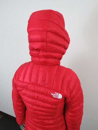 Pre-owned The North Face Womens  Summit Breithorn 800-down Hoodie Insulated Jacket - Red In Tnf Red