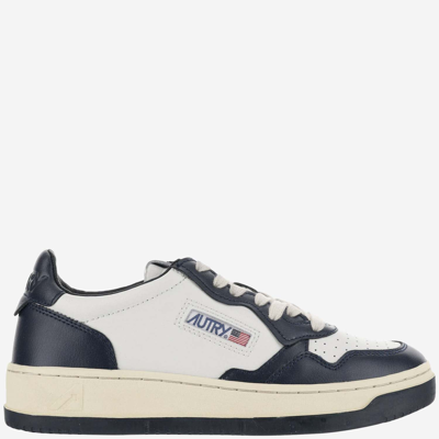Shop Autry Medalist Low Leather Sneakers In Wht/blue