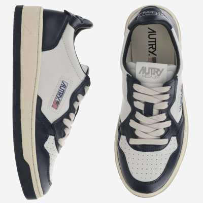 Shop Autry Medalist Low Leather Sneakers In Wht/blue