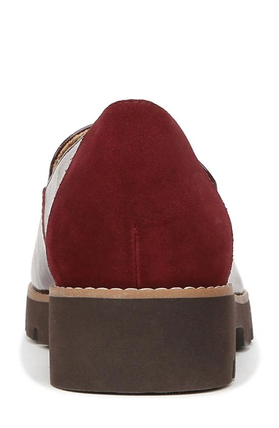 Vionic Kensley Loafer In Crimson