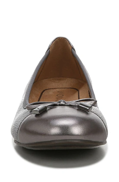 Vionic Minna Cap Toe Flat In Pewter Snake