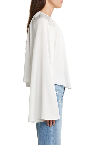 Frame Shirred Split Neck Blouse In Cream