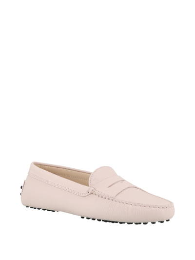 Shop Tod's Gommino Classic Powder Leather Loafers In Rosado Claro
