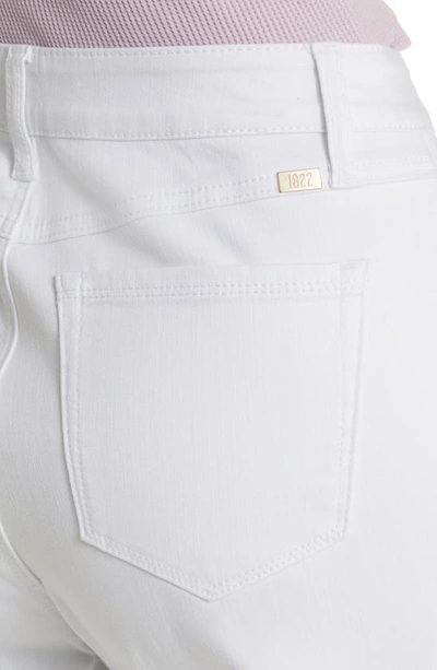 1822 Denim High Waist Wide Leg Jeans In White