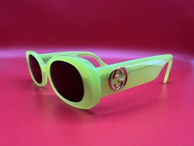 Pre-owned Gucci Gg0517s 005 Neon Green /black Lens 52-20 Authentic Sunglasses Italy