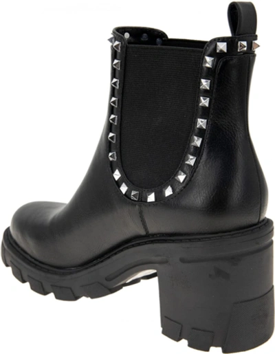 Pre-owned Bcbgeneration Women's Trista Fashion Boot In Black/silver