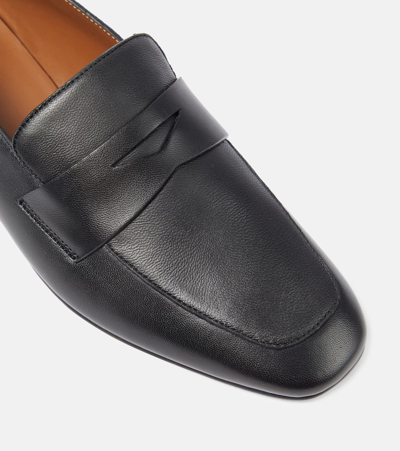 Shop Le Monde Beryl Le Monde Béryl Leather Loafers In Black