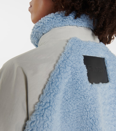 Jw Anderson Colour-block Fleece-textured Jacket In Blue
