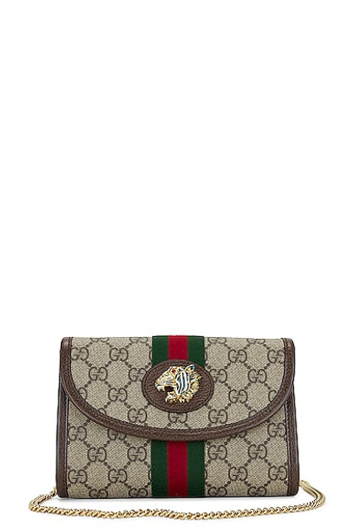Shop Gucci Gg Supreme Chain Shoulder Bag In Beige