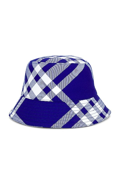 Shop Burberry Bucket Hat In Knight Check