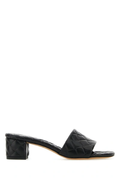 Shop Bottega Veneta Sandals In Black