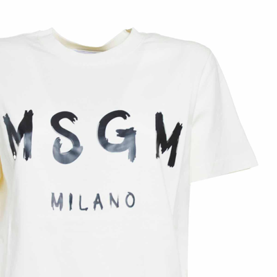 Shop Msgm Logo Printed Crewneck T-shirt In Bianco