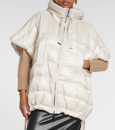 Shop Max Mara The Cube Seiman Quilted Jacket In Beige