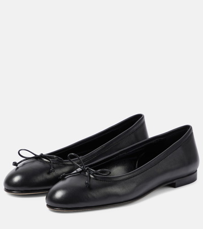 Manolo Blahnik Veralli Leather Ballet Flats In Black