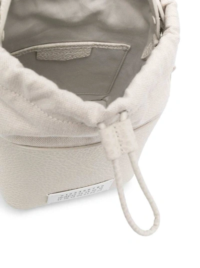 Shop Maison Margiela White '5a Bucket' With Chain Adjustable Shoulder Strap In Leather Woman