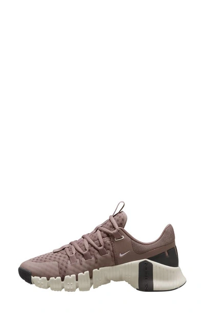 Nike Free Metcon 5 Training Shoe In Smokey/ Violet/ Bone