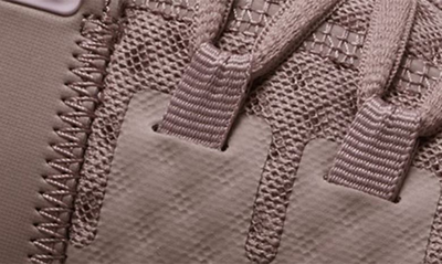 Nike Free Metcon 5 Training Shoe In Smokey/ Violet/ Bone
