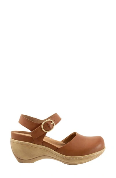 Softwalk Mabelle Ankle Strap Clog In Luggage