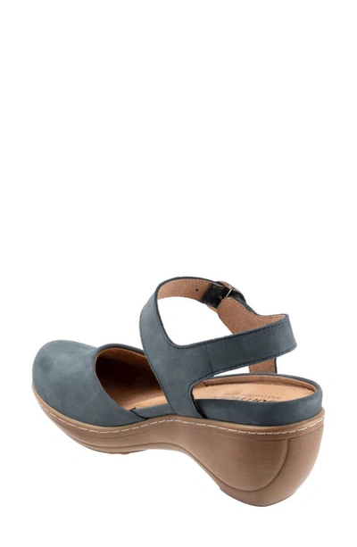 Softwalk Mabelle Ankle Strap Clog In Smoke Nubuck