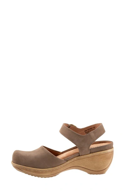 Softwalk Mabelle Ankle Strap Clog In Taupe Nubuck
