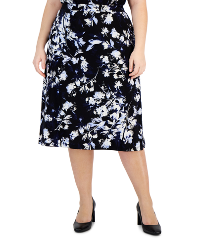 Shop Kasper Plus Size Floral-print Pull-on Flared Midi Skirt In Black,california Sky