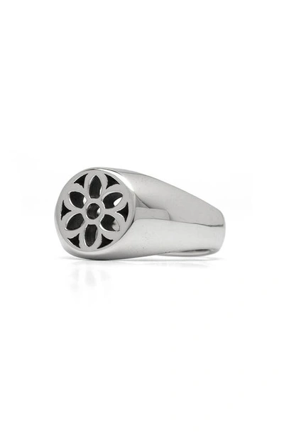 Good Art Hlywd Rosette Signet Ring In Silver
