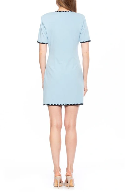 Shop Alexia Admor Jaiya Short Sleeve Button Front Dress In Halogen Blue