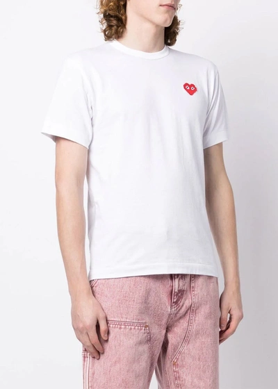 Shop Comme Des Gar?ons Play Comme Des Garcons Play White & Red Heart Patch T-shirt
