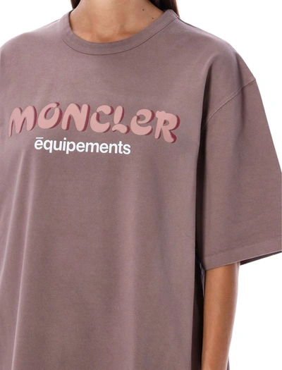 Shop Moncler Genius Logo T-shirt In Lilla