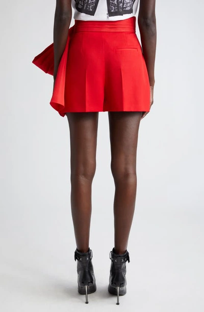 Shop Alexander Mcqueen Bow Detail Wool Grain De Poudre Shorts In Lust Red