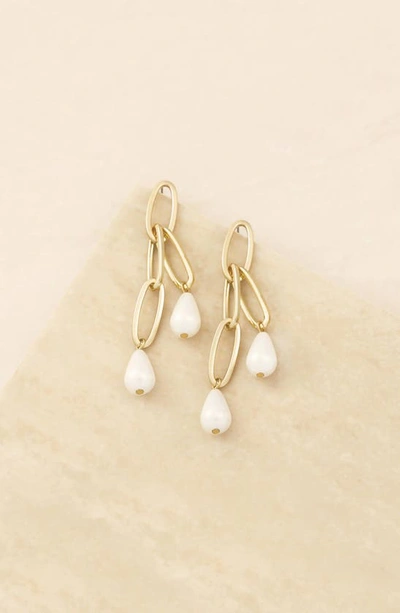 Ettika Oval Link Pearl Dangle Earrings In Gold