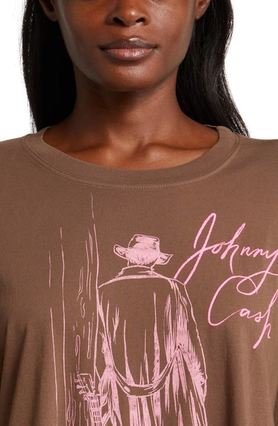 Shop Daydreamer Johnny Cash Wild Desire Cotton Graphic T-shirt In Chocolate