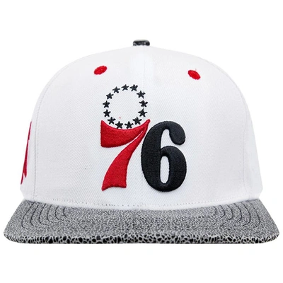 Shop Pro Standard White Philadelphia 76ers Hook Elephant Snapback Hat