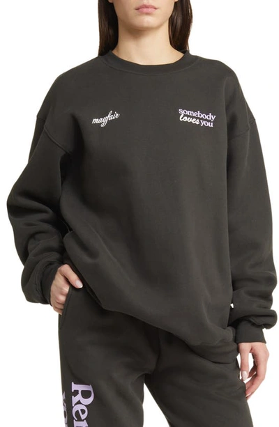 Shop The Mayfair Group Somebody Loves You Oversize Fleece Sweatshirt In Charcoal