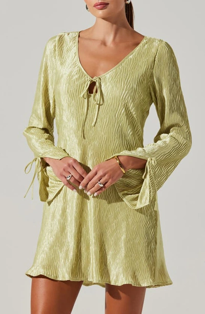 Astr The Label Long Sleeve Plissé Minidress In Celery