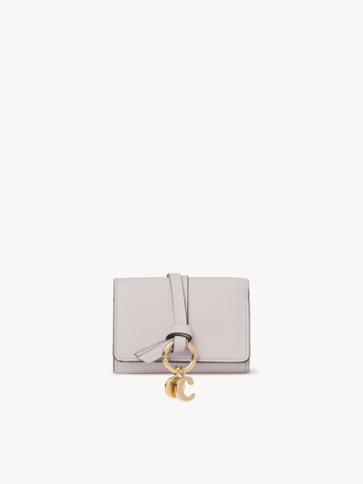 Chloé Mini Portefeuille À Trois Volets Alphabet En Cuir Grainé Femme Gris Taille Onesize 100% Cuir De Veau In Grey