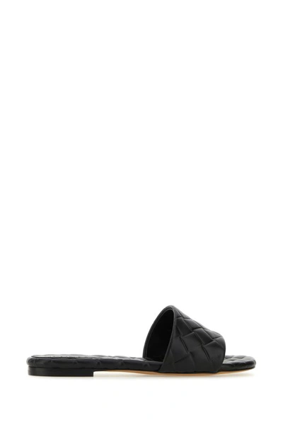 Bottega Veneta Quilted Leather Flat Slide Sandals In Black