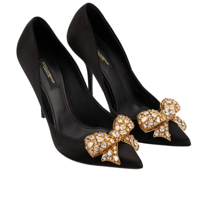 Pre-owned Dolce & Gabbana Crystal Filigree Ribbon Brooch Pumps Heels Cardinale 13378 In Black