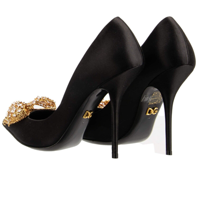 Pre-owned Dolce & Gabbana Crystal Filigree Ribbon Brooch Pumps Heels Cardinale 13378 In Black