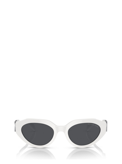 Shop Michael Kors Eyewear Cat In White
