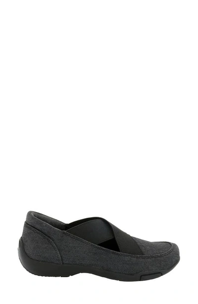 Ros Hommerson Clever Womens Stretch Slip On Flats In Black Fabric