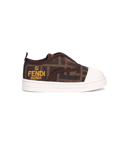 Shop Fendi Junior Slip-on First Steps Sneakers In Marrone