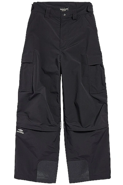 Shop Balenciaga Ski Cargo Pant In Black