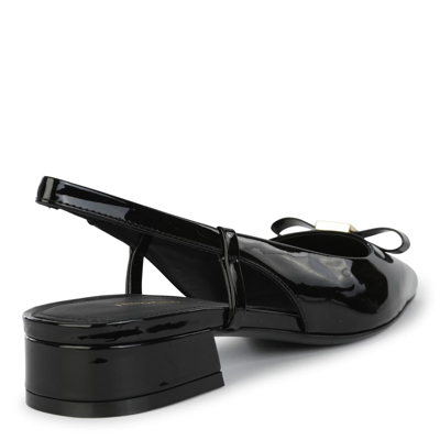 Shop Ferragamo Flat Shoes In Nero || Nero || Florence Nero